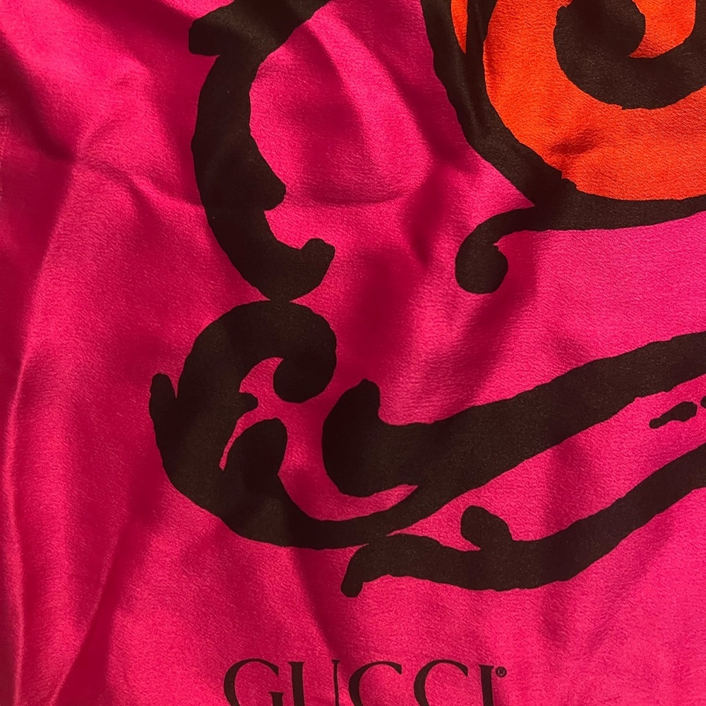 Gucci Vibrant Silk Scarf - Picture 7 of 7